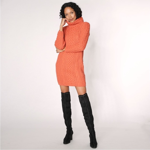 Pure Merino Chunky Dress Turtleneck Coral - Picture 2 of 2
